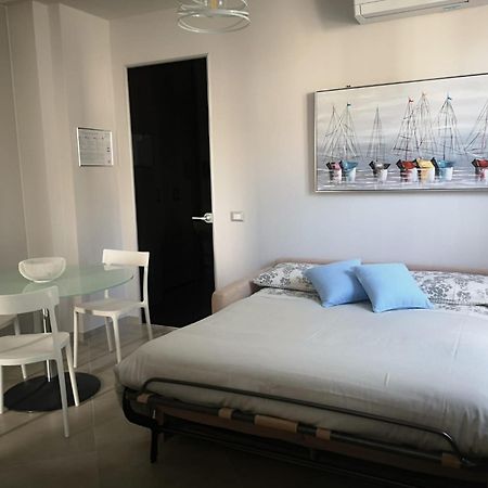 Appartamento Casa Ambra Bordighera Exterior foto